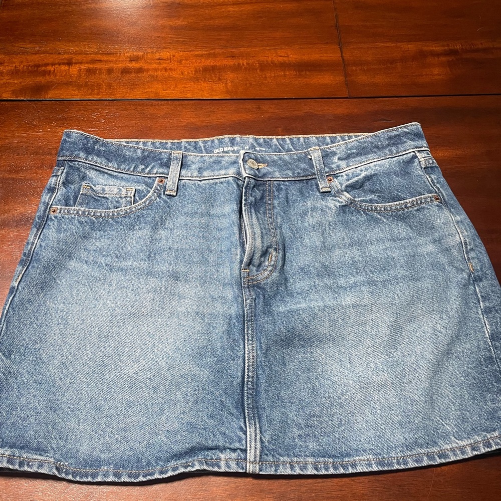 Old Navy denim mini skirt